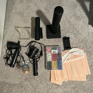 Reseller Kit - Lights, jewelry stands, business card holder, etc.